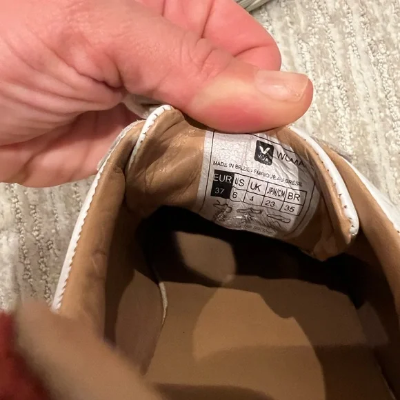 Veja Women’s Esplar Sneaker in White w Burgundy Snakeskin Size 37 - Picture 12 of 12